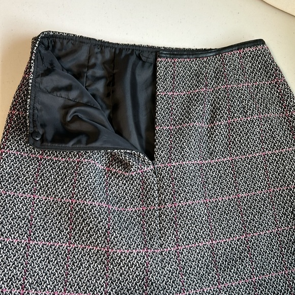 Talbots Petites Wool Blend Plaid Pencil Skirt - Picture 6 of 11